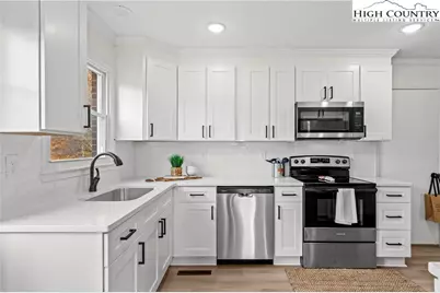 765 Laverton Lane, Winston Salem, NC 27045 - Photo 17