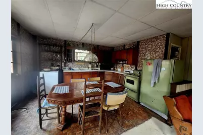 2876 Howards Creek Road, Boone, NC 28607 - Photo 11