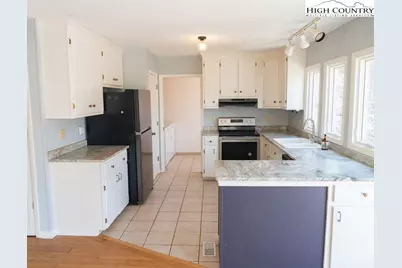864 Trojan Horse Circle, Fleetwood, NC 28626 - Photo 5