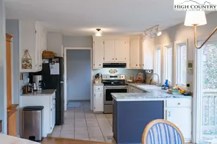 864 Trojan Horse Cir, Fleetwood, NC 28626 - Photo 7