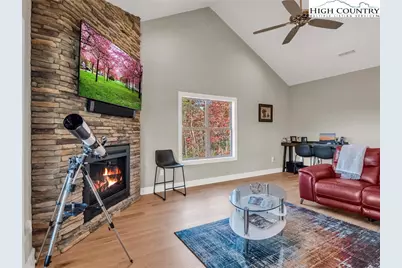 5588 Table View Lane, Lenoir, NC 28645 - Photo 7