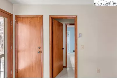 5091 US Highway 21, Thurmond, NC 28683 - Photo 15