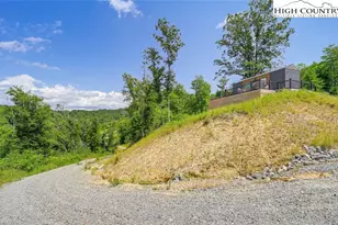 4635 Banbury Trl, Lenoir, NC 28645 - Photo 7