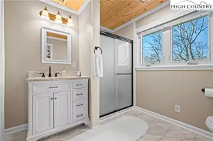 160 W Grandview Heights, Boone, NC 28607 - Photo 7