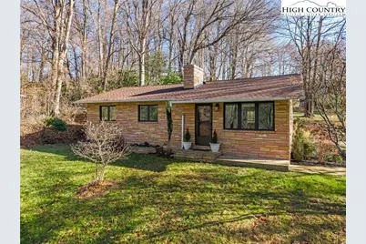160 W Grandview Heights, Boone, NC 28607 - Photo 3