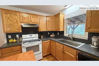 437 Deer Crossing Lane, Lenoir, NC 28645 - Photo 21