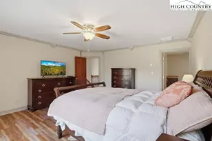 205 Timberlakes Dr, Todd, NC 28684 - Photo 37