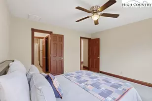 205 Timberlakes Dr, Todd, NC 28684 - Photo 29