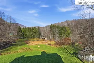 205 Timberlakes Dr, Todd, NC 28684 - Photo 5