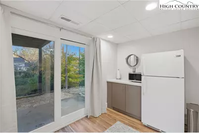 5979 Gold Creek Estate, Hickory, NC 28601 - Photo 23