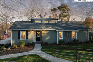 5979 Gold Creek Estate, Hickory, NC 28601 - Photo 37