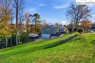 5979 Gold Creek Estate, Hickory, NC 28601 - Photo 3