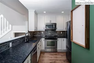 206 Mountain Club Dr, Vilas, NC 28692 - Photo 7