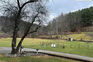 117 Deans Ln, Laurel Springs, NC 28644 - Photo 7