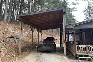 117 Deans Ln, Laurel Springs, NC 28644 - Photo 5