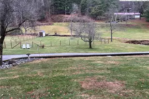 117 Deans Ln, Laurel Springs, NC 28644 - Photo 3