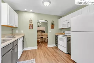 207 Old Turnpike Rd, Banner Elk, NC 28604 - Photo 29