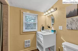 207 Old Turnpike Rd, Banner Elk, NC 28604 - Photo 41