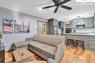 191 Mossy Creek Ln, Sugar Mountain, NC 28604 - Photo 23