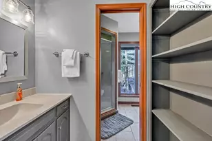 191 Mossy Creek Ln, Sugar Mountain, NC 28604 - Photo 27