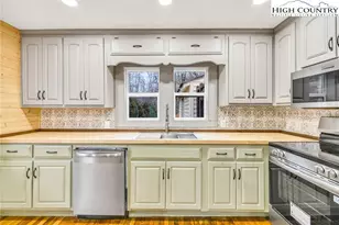 7 Legra Rd, Piney  Creek, NC 28631 - Photo 17