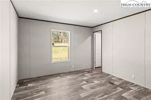 251 Center Ln, Thurmond, NC 28683 - Photo 21