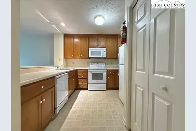 800 Meadowview Drive #17, Boone, NC 28607 - Photo 13