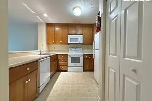 800 Meadowview Dr, Boone, NC 28607 - Photo 13