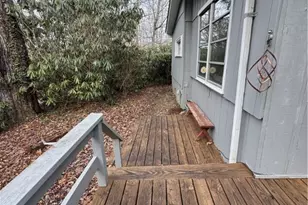 103 Teaberry Ln, Newland, NC 28657 - Photo 5