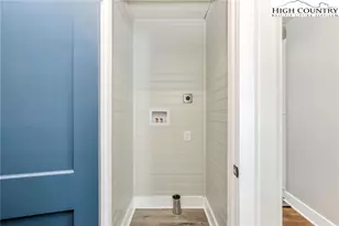 566 Buck Mountain Cir, West Jefferson, NC 28694 - Photo 37