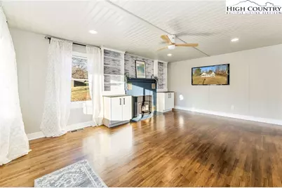 566 Buck Mountain Circle, West Jefferson, NC 28694 - Photo 9