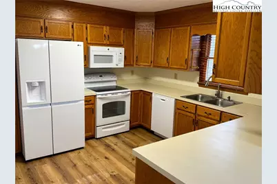 240 Hiview Drive, Blowing Rock, NC 25615 - Photo 17