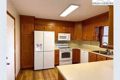 240 Hiview Drive, Blowing Rock, NC 25615 - Photo 19