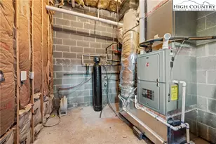 2881 Brigadoon Ln, Lenoir, NC 28645 - Photo 25