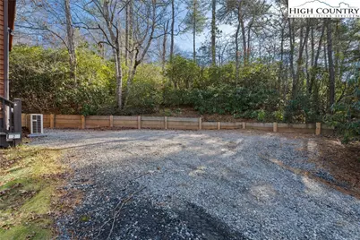 100 Bear Den Mountain View Drive, Spruce Pine, NC 28777 - Photo 25