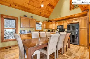 423 Wolf Den Ln, Lenoir, NC 28645 - Photo 11