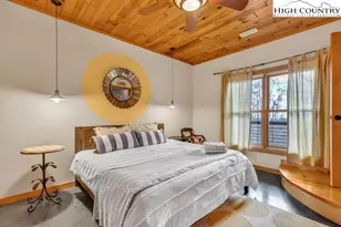 423 Wolf Den Ln, Lenoir, NC 28645 - Photo 37