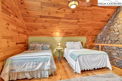 423 Wolf Den Lane, Lenoir, NC 28645 - Photo 25