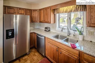 934 Chetola Lake Dr, Blowing Rock, NC 28605 - Photo 25