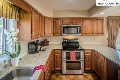 934 Chetola Lake Drive #3, Blowing Rock, NC 28605 - Photo 23