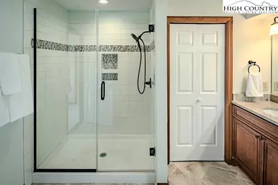 934 Chetola Lake Drive #3, Blowing Rock, NC 28605 - Photo 15