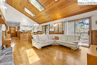 1300 Laurel Lane, Blowing Rock, NC 28605 - Photo 15