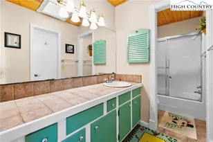 1300 Laurel Ln, Blowing Rock, NC 28605 - Photo 21