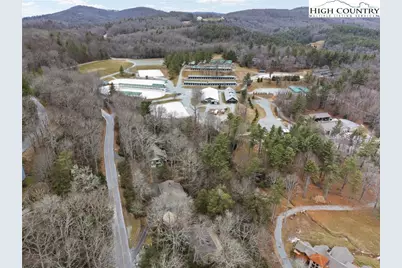 1300 Laurel Lane, Blowing Rock, NC 28605 - Photo 3