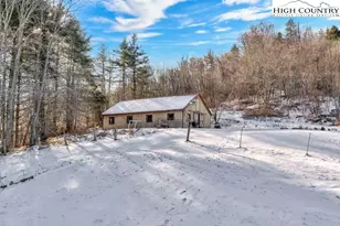 3606 Nc Hwy 194 S, Sugar Grove, NC 28679 - Photo 15