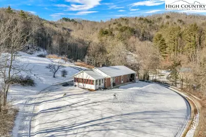 3606 Nc Highway 194 S, Sugar Grove, NC 28679 - Photo 37