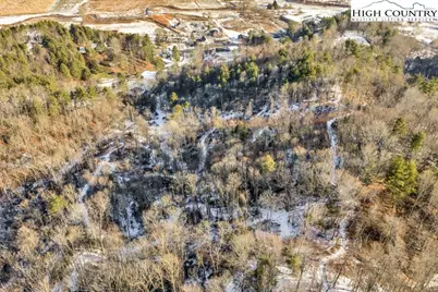 3606 Nc Highway 194 S, Sugar Grove, NC 28679 - Photo 5