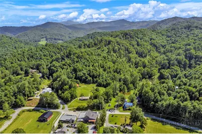 3606 Nc Highway 194 S, Sugar Grove, NC 28679 - Photo 9