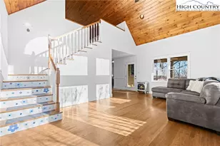 466 Day Spring Dr, Boone, NC 28607 - Photo 7