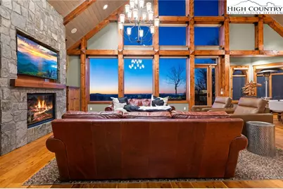 109 W Shamrock Lane, Beech Mountain, NC 28604 - Photo 9